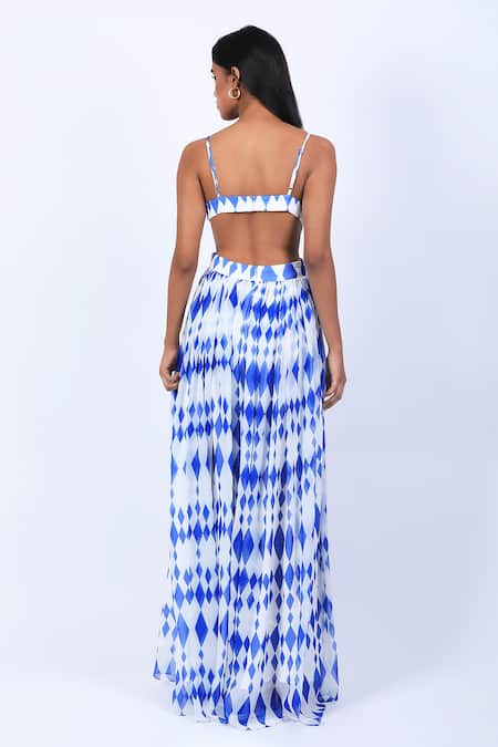 Shop Swatee Singh Ivory Polyester Diamonds V-neck Pattern Cut-out Gown at Aza Fashions Shop_Swatee Singh_Ivory Polyester Diamonds V-neck Pattern Cut-out Gown _at_Aza_Fashions