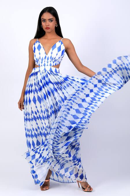 Swatee Singh Ivory Polyester Diamonds V-neck Pattern Cut-out Gown Online at Aza Fashions Swatee Singh_Ivory Polyester Diamonds V-neck Pattern Cut-out Gown _Online_at_Aza_Fashions