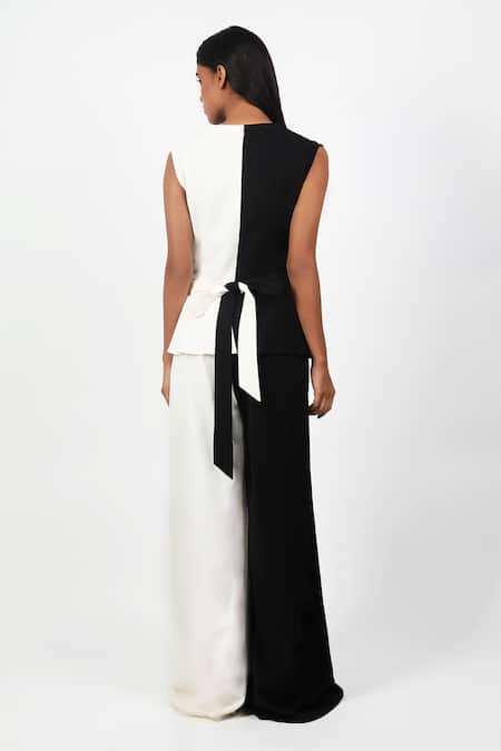 Shop Swatee Singh Ivory Crepe V-neck Two Tone Jumpsuit at Aza Fashions Shop_Swatee Singh_Ivory Crepe V-neck Two Tone Jumpsuit _at_Aza_Fashions