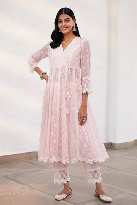 Buy Mulmul Pink 100% Pure Mulmul Embroidered Floral V Morey Angarkha With Pant Online at Aza Fashions Buy_Mulmul_Pink 100% Pure Mulmul Embroidered Floral V Morey Angarkha With Pant _Online_at_Aza_Fashions