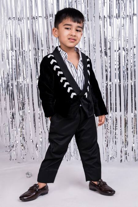 Toplove_Black Velvet, Cotton Sequins Elegant Noir Beaded Blazer And Pant Set _at_Aza_Fashions