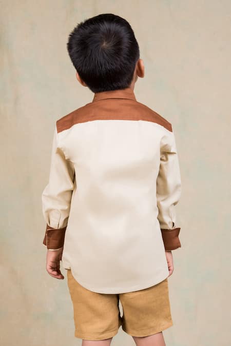 Toplove Graceful Gain Giraffe Embroidered Shirt