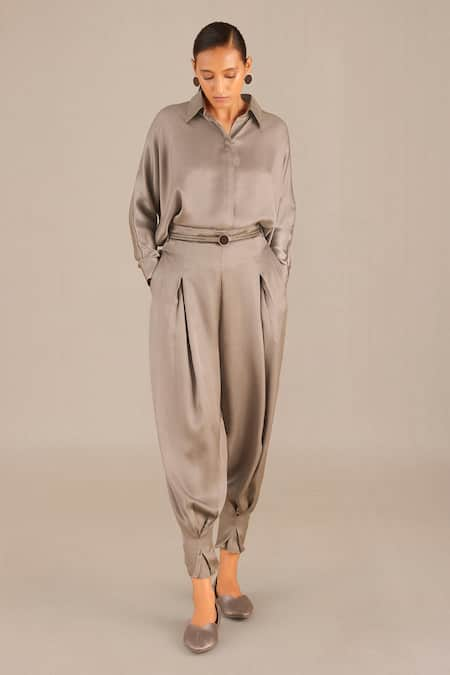 LONG SLEEVE BUTTON DOWN SATIN JUMPSUIT WITH WAIST SASH