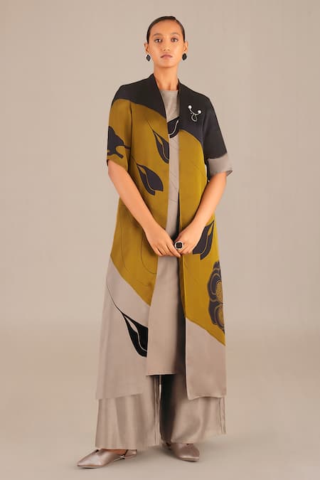 AMPM Brown Jacket Organza Satin Printed Floral Zaila Color Block And Kurta Set 