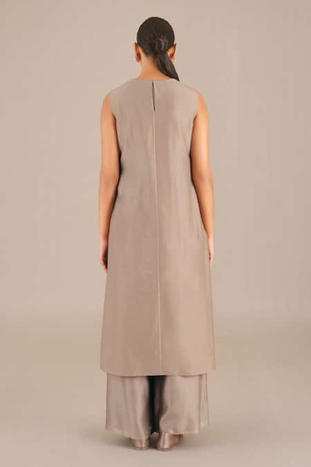 Buy Ampm Brown Chanderi Round Neck Zaila Color Blocked Cape And Palazzo Set Online at Aza Fashions Buy_Ampm_Brown Chanderi Round Neck Zaila Color Blocked Cape And Palazzo Set_Online_at_Aza_Fashions