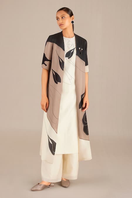 AMPM Zaila Long ColorBlocked Cape & Palazzo Set 