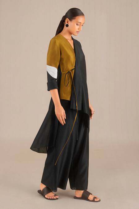 Ampm_Black Chanderi Embroidery V-neck Kaafiya Asymmetric Tunic And Palazzo Set_Online_at_Aza_Fashions