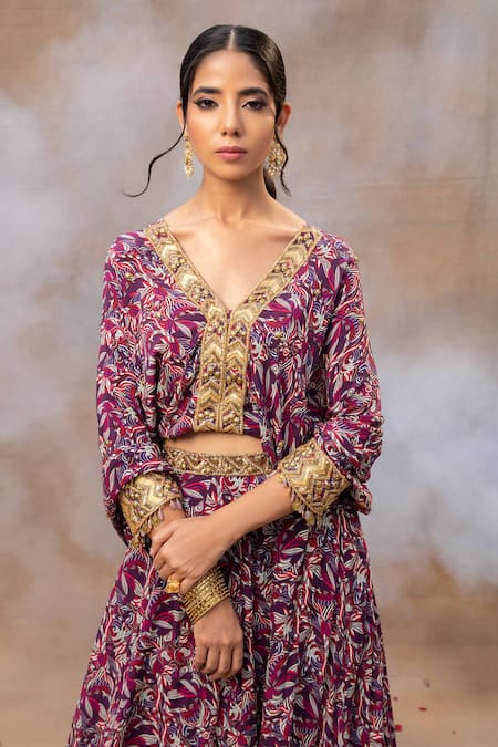 Buy Mehak Murpana Purple Crepe Beads, Metallic Thread V-neck Floral Print Lehenga And Blouse Set Online at Aza Fashions Buy_Mehak Murpana_Purple Crepe Beads, Metallic Thread V-neck Floral Print Lehenga And Blouse Set _Online_at_Aza_Fashions