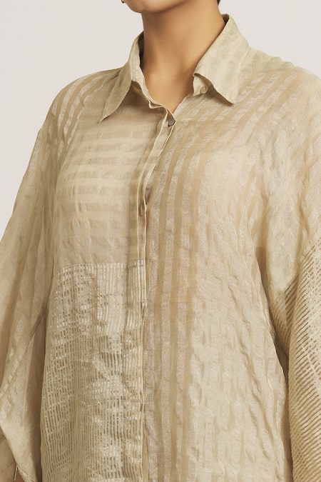 Buy_Urvashi Kaur_Silver Silk, Tissue Collared Stripe Woven Shirt _Online_at_Aza_Fashions