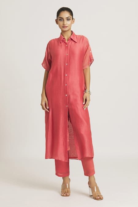 Urvashi Kaur_Coral Chanderi Silk Woven Stripe Pattern Pant  _at_Aza_Fashions