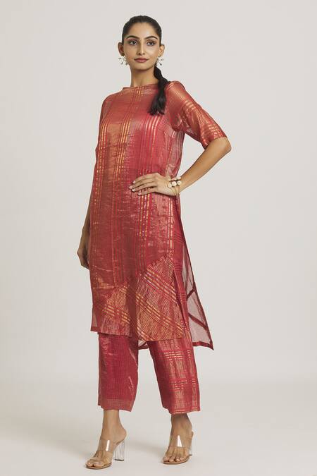 Buy_Urvashi Kaur_Red Zari Tissue Silk Woven Stripe Boat Neck Tunic _Online_at_Aza_Fashions