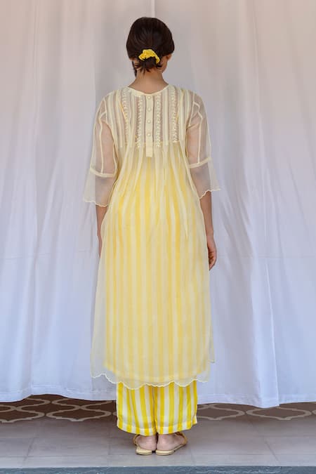 Shop Ayaka Yellow Silk Organza, Viscose Embroidery High Neck Floral Hand Dress With Inner at Aza Fashions Shop_Ayaka_Yellow Silk Organza, Viscose Embroidery High Neck Floral Hand Dress With Inner _at_Aza_Fashions