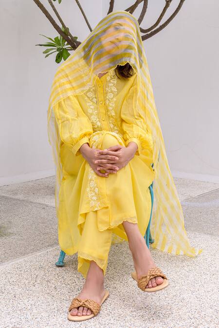 Buy_Ayaka_Yellow 100% Silk Organza Striped Scallop Edge Dupatta  _Online_at_Aza_Fashions