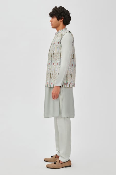 Buy Aisha Rao Gray Tissue, Silk Embroidery, Applique Bundi And Kurta Set Online at Aza Fashions Buy_Aisha Rao_Gray Tissue, Silk Embroidery, Applique Bundi And Kurta Set _Online_at_Aza_Fashions