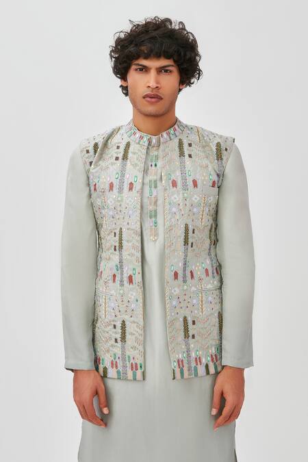 Shop Aisha Rao Gray Tissue, Silk Embroidery, Applique Bundi And Kurta Set Online at Aza Fashions Shop_Aisha Rao_Gray Tissue, Silk Embroidery, Applique Bundi And Kurta Set _Online_at_Aza_Fashions