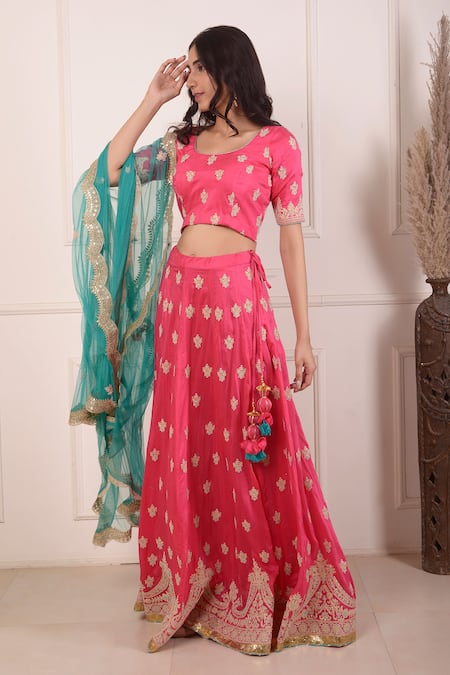 Buy_Abbaran_Pink Cotton, Silk, Net Sequins, Embroidery Round Neck Dori Lehenga Set_Online_at_Aza_Fashions