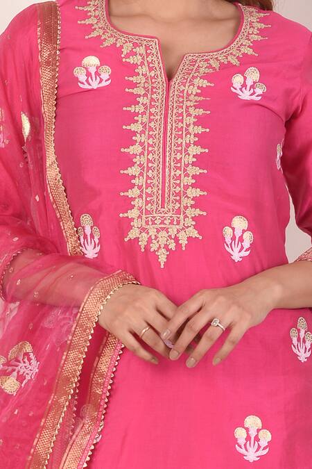 Buy Abbaran Pink Chanderi, Organza Embroidery, Sequins Keyhole Foil Print Kurta Gharara Set Online at Aza Fashions Buy_Abbaran_Pink Chanderi, Organza Embroidery, Sequins Keyhole Foil Print Kurta Gharara Set _Online_at_Aza_Fashions