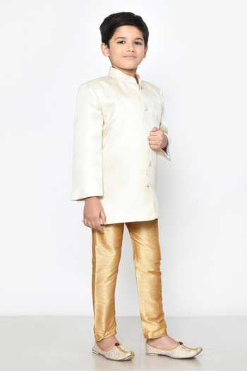 Banana Bee_Cream Kurta Jacquard Silk Woven Quilted With Pant _at_Aza_Fashions