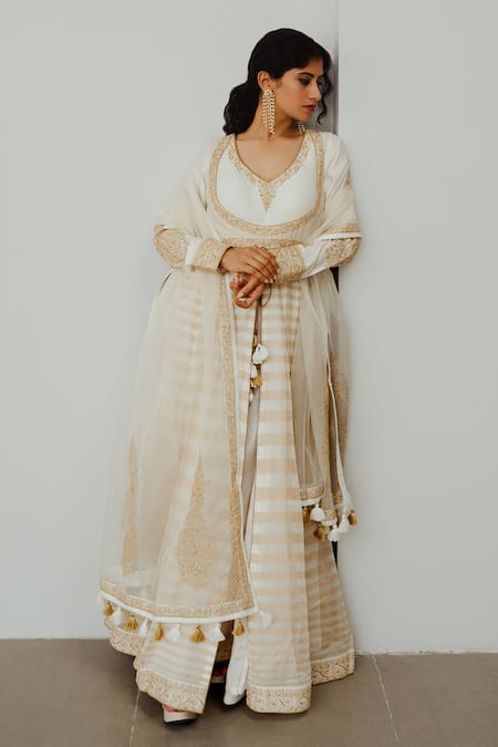 Wabi Sabi By Anshum-Ritesh Ivory Chanderi Tassels, Embroidery Asymmetric Mogra Hand Anarkali Pant Set