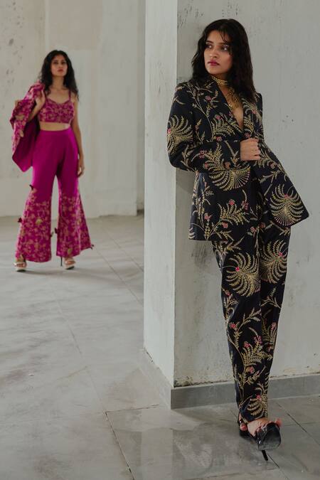 Shop Wabi Sabi By Anshum-Ritesh Magenta Chanderi Embroidery Sweetheart Neck, Bloom Butterflies Jacket Pant Set Online at Aza Fashions Shop_Wabi Sabi By Anshum-Ritesh_Magenta Chanderi Embroidery Sweetheart Neck, Bloom Butterflies Jacket Pant Set _Online_at_Aza_Fashions
