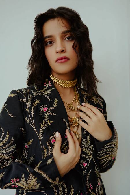 Wabi Sabi By Anshum-Ritesh_Black Chanderi Embroidery Collared The Great Indian Jacobean Jacket And Pant Set _at_Aza_Fashions