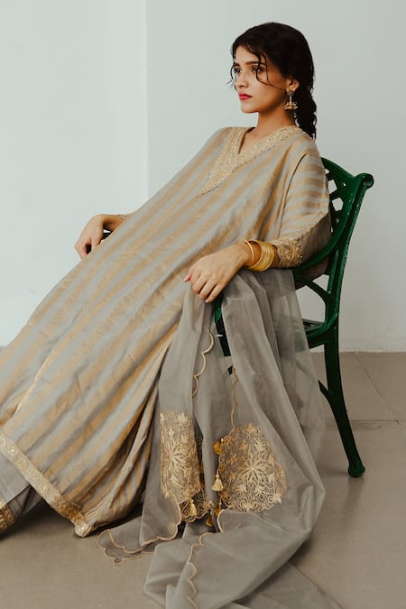 Shop Wabi Sabi By Anshum-Ritesh Grey Chanderi Embroidery, Diamonds V-neck Nargis Kaftan Set at Aza Fashions Shop_Wabi Sabi By Anshum-Ritesh_Grey Chanderi Embroidery, Diamonds V-neck Nargis Kaftan Set _at_Aza_Fashions