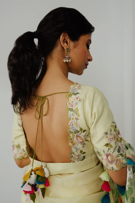 Wabi Sabi By Anshum-Ritesh Valley Of Flowers Hand Painted Saree With Blouse 