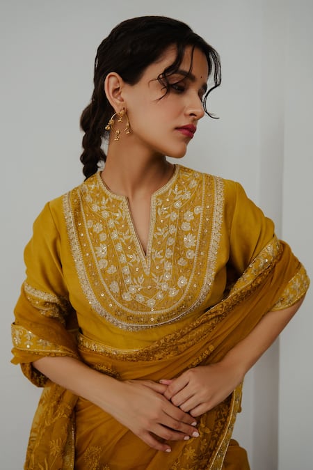 Shop Wabi Sabi By Anshum-Ritesh Yellow Organza Embroidery Split V-neck Basanti Hand Saree With Blouse at Aza Fashions Shop_Wabi Sabi By Anshum-Ritesh_Yellow Organza Embroidery Split V-neck Basanti Hand Saree With Blouse _at_Aza_Fashions