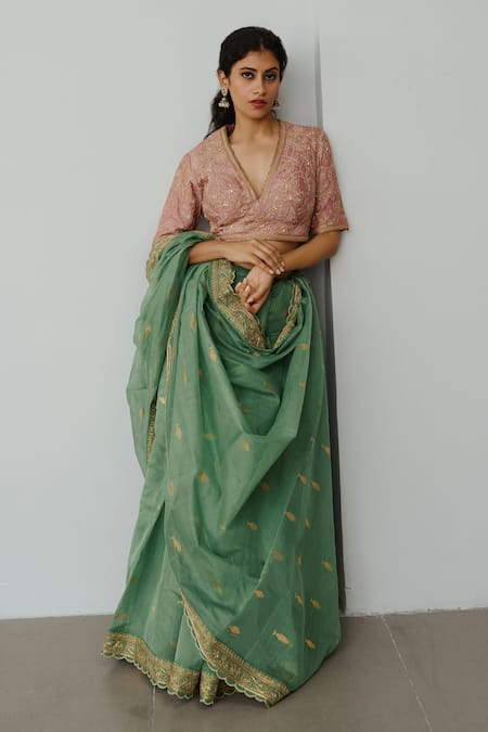 WABI SABI BY ANSHUM-RITESH Green Chanderi Hand Embroidered Dori V Neck Anchovies Saree With Blouse