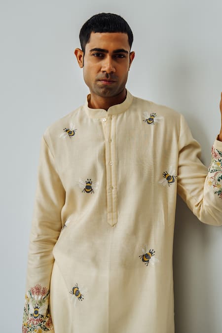Buy_Wabi Sabi By Anshum-Ritesh_Beige Chanderi Embroidery Buzz Me Kurta Set _Online_at_Aza_Fashions