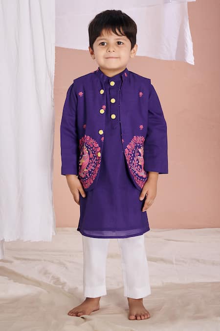 Shop Vivedkids Purple Cotton Embroidery Floral Bundi Kurta Set at Aza Fashions Shop_Vivedkids_Purple Cotton Embroidery Floral Bundi Kurta Set _at_Aza_Fashions
