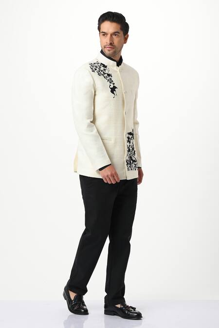 Shop Taroob White 100% Silk Embroidery Thread Bird Placement Bandhgala Online at Aza Fashions Shop_Taroob_White 100% Silk Embroidery Thread Bird Placement Bandhgala _Online_at_Aza_Fashions