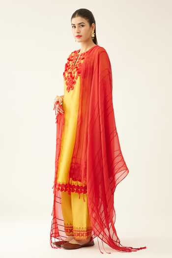 Buy Kora Gold Silk, Cotton, Chanderi Applique, Sequins, Embroidery, Tassels Kurta Set Buy_Kora_Gold Silk, Cotton, Chanderi Applique, Sequins, Embroidery, Tassels Kurta Set