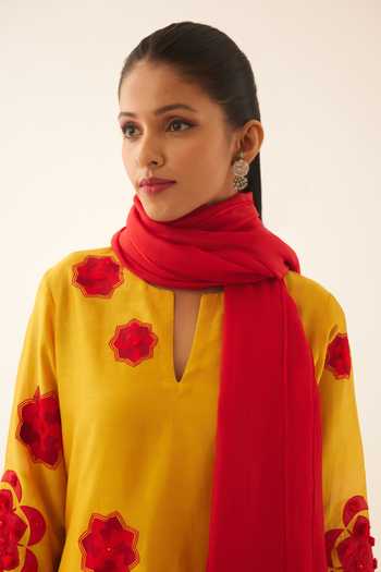 Buy_Kora_Gold Silk, Cotton, Chanderi Embroidery, Sequins, Floral Applique Work Kurta Set 
