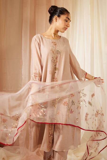 Sarang Kaur Grey Organza, Silk Embroidery Hand Dupatta Online at Aza Fashions Sarang Kaur_Grey Organza, Silk Embroidery Hand Dupatta _Online_at_Aza_Fashions