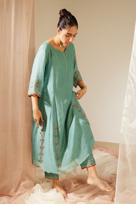 Shop Sarang Kaur Blue Chanderi Silk Embroidery Split Vrinda Placement Hand Kurta With Pant Online at Aza Fashions Shop_Sarang Kaur_Blue Chanderi Silk Embroidery Split Vrinda Placement Hand Kurta With Pant _Online_at_Aza_Fashions