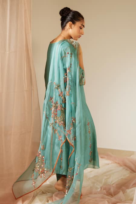 Shop Sarang Kaur Blue Organza, Silk Embroidery Vrinda Floral Hand Dupatta at Aza Fashions Shop_Sarang Kaur_Blue Organza, Silk Embroidery Vrinda Floral Hand Dupatta _at_Aza_Fashions