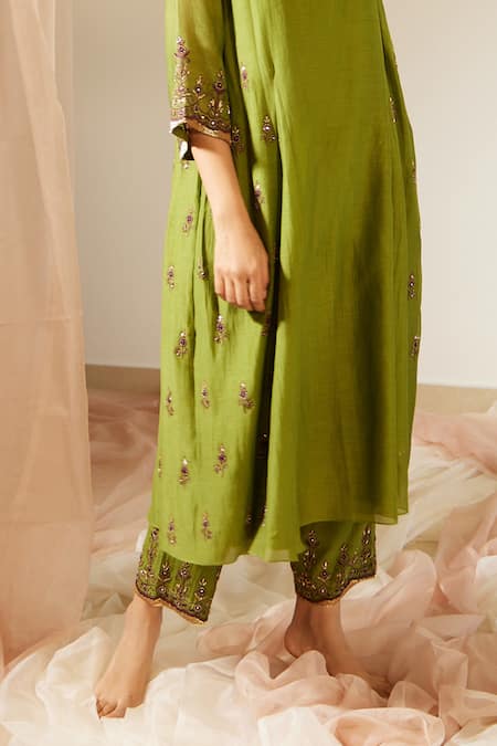 Sarang Kaur Green Chanderi Silk Sequins, Mirrors, Embroidery Poornima Kurta And Pant Set Online at Aza Fashions Sarang Kaur_Green Chanderi Silk Sequins, Mirrors, Embroidery Poornima Kurta And Pant Set _Online_at_Aza_Fashions