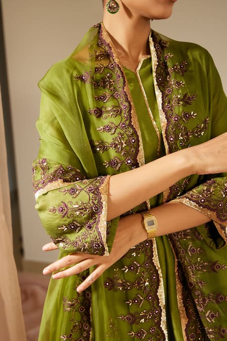 Shop Sarang Kaur Green Organza, Silk Sequins, Mirrors Poornima Hand Embroidered Dupatta Online at Aza Fashions Shop_Sarang Kaur_Green Organza, Silk Sequins, Mirrors Poornima Hand Embroidered Dupatta _Online_at_Aza_Fashions