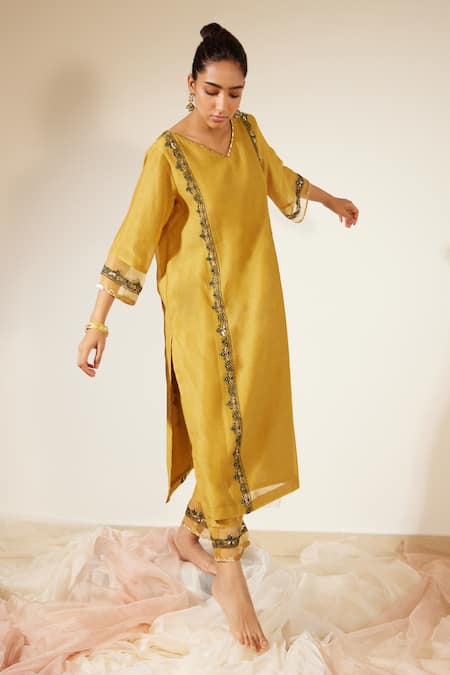 Buy Sarang Kaur Blue Chanderi Silk Sequins, Beads, Floral Work Straight Kurta And Pant Set Buy_Sarang Kaur_Blue Chanderi Silk Sequins, Beads, Floral Work Straight Kurta And Pant Set