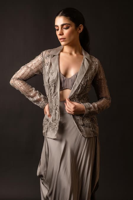 Decemberbyvivek_Green Organza Sequins Collared, Sweetheart Hand Embroidered Jacket Skirt Set _Online_at_Aza_Fashions