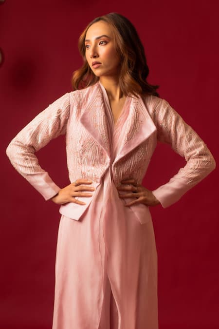 Decemberbyvivek_Pink Chanderi Embroidery Collared Hand Short Jacket Pant Set _Online_at_Aza_Fashions