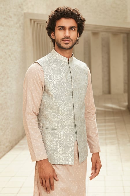 Buy_Matsya_White Linen Gota Patti, Zari Embroidered Jodhpuri Bundi _Online_at_Aza_Fashions