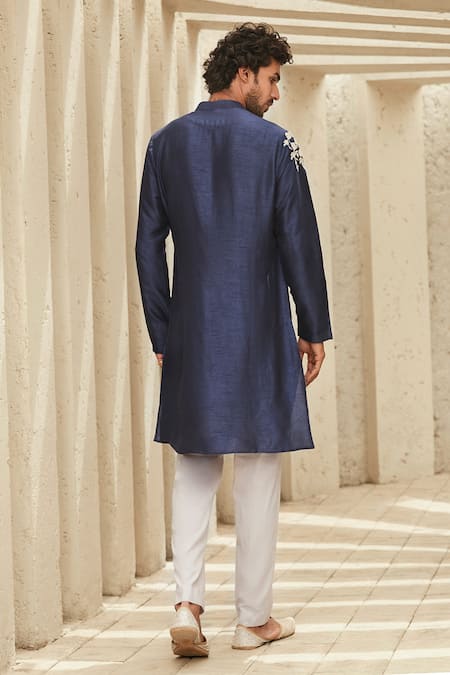 Matsya Heritage Noir Placement Embroidered Kurta Set 