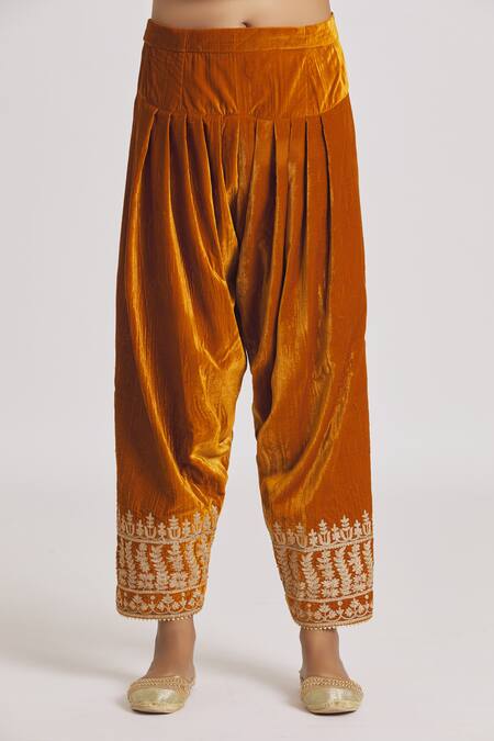 Rahul Singh Red Velvet Embroidery Round Neck Anarkali Pyjama Set at Aza Fashions Rahul Singh_Red Velvet Embroidery Round Neck Anarkali Pyjama Set _at_Aza_Fashions