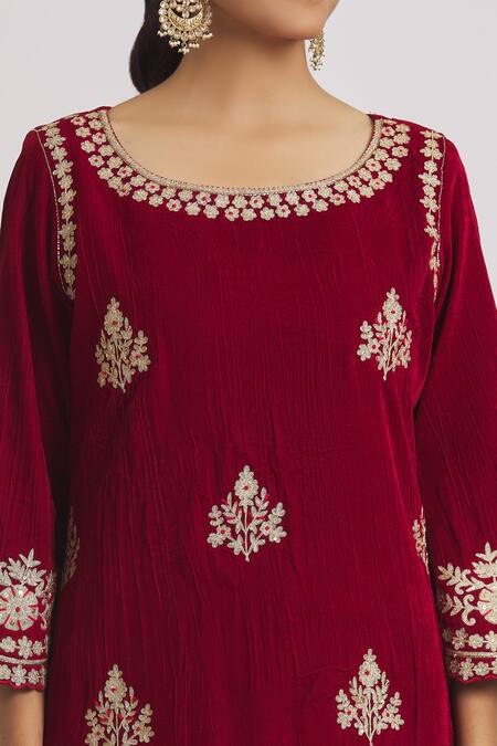 Shop Rahul Singh Red Velvet Embroidery Round Neck Straight Kurta And Pyjama Set Online at Aza Fashions Shop_Rahul Singh_Red Velvet Embroidery Round Neck Straight Kurta And Pyjama Set _Online_at_Aza_Fashions