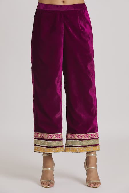 Rahul Singh Maroon Velvet Embroidery V-neck Floral Kurta And Pyjama Set at Aza Fashions Rahul Singh_Maroon Velvet Embroidery V-neck Floral Kurta And Pyjama Set _at_Aza_Fashions