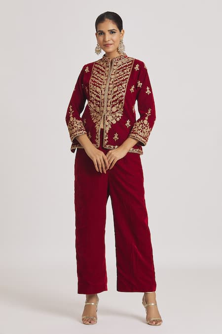 Rahul Singh Red Velvet Embroidered Floral Band Collar Short Kurta And Pyjama Set