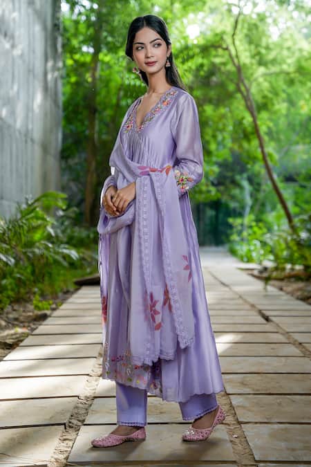 Mangalmay By Aastha Purple Chanderi Silk, Cotton, Organza Embroidery Floral Hand Kurta Pant Set Online at Aza Fashions Mangalmay By Aastha_Purple Chanderi Silk, Cotton, Organza Embroidery Floral Hand Kurta Pant Set _Online_at_Aza_Fashions