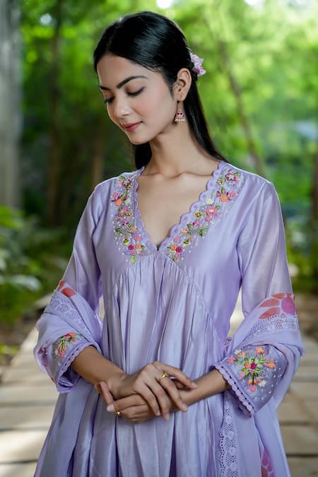 Buy Mangalmay By Aastha Purple Chanderi Silk, Cotton, Organza Embroidery Floral Hand Kurta Pant Set Online at Aza Fashions Buy_Mangalmay By Aastha_Purple Chanderi Silk, Cotton, Organza Embroidery Floral Hand Kurta Pant Set _Online_at_Aza_Fashions
